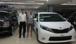 李先生最新提车爆料,全新座驾亮相，尽享驾驭新体验！